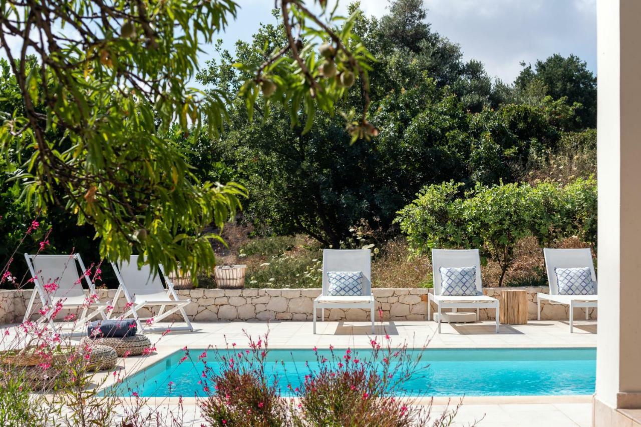 Levantes Luxury Home - Nature Inspired, Pool & Bbq, By Thinkvilla Prines  ภายนอก รูปภาพ