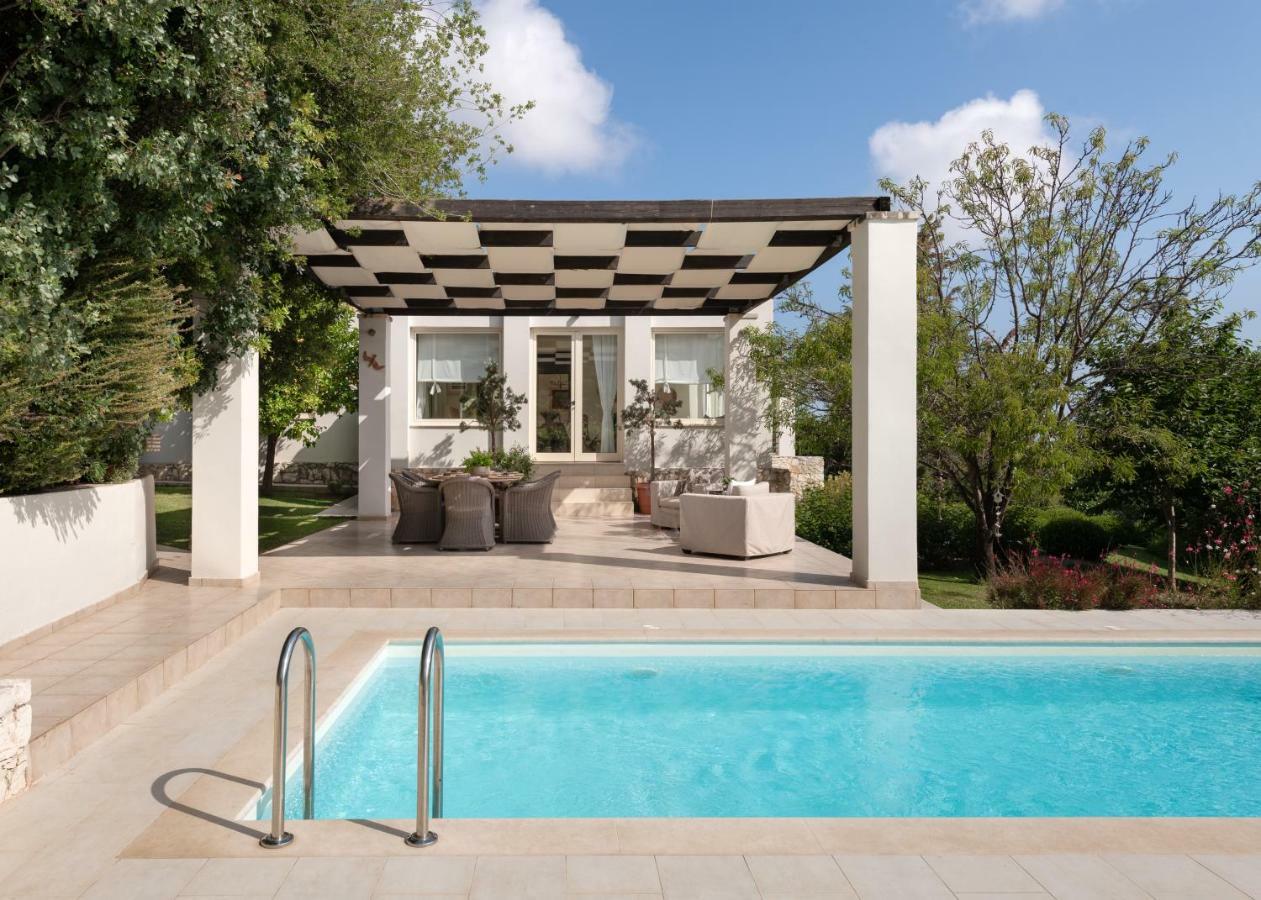 Levantes Luxury Home - Nature Inspired, Pool & Bbq, By Thinkvilla Prines  ภายนอก รูปภาพ