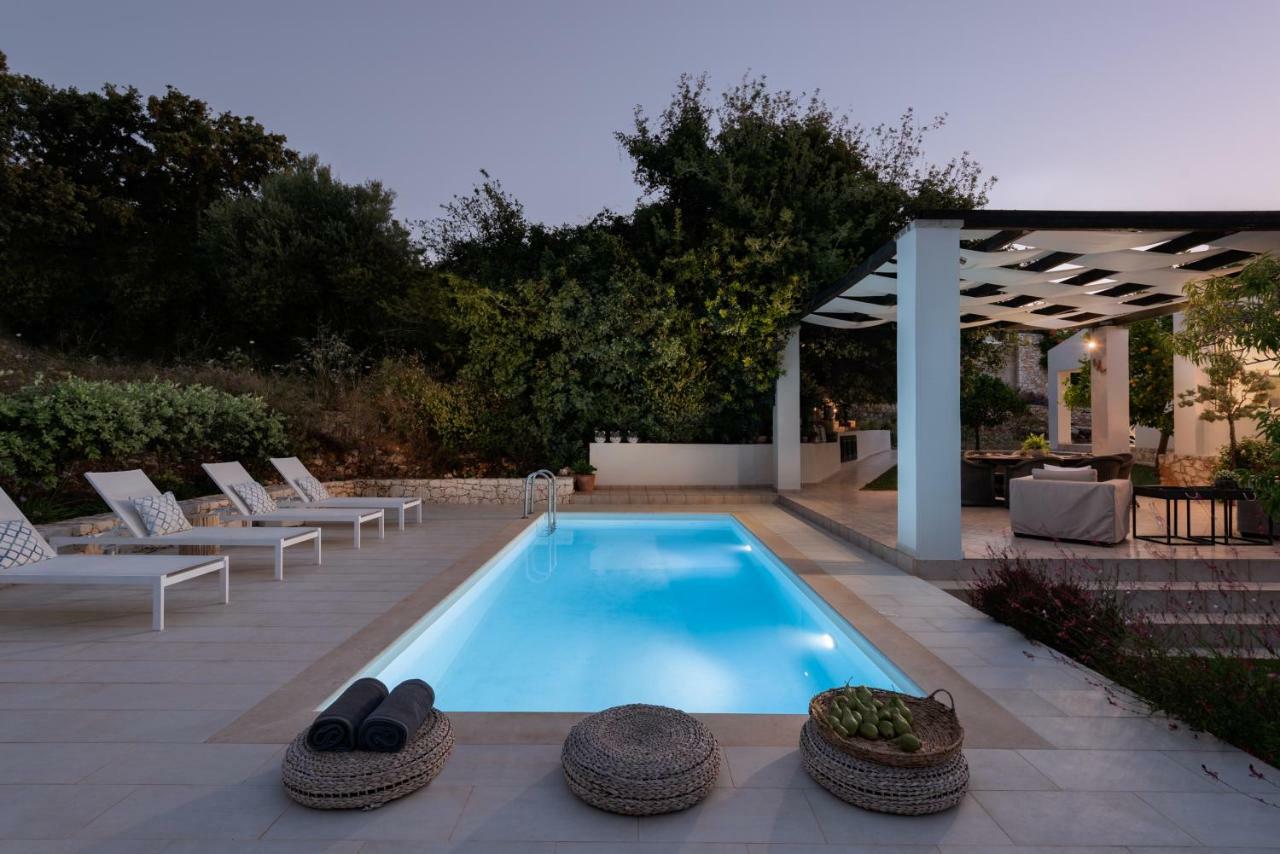 Levantes Luxury Home - Nature Inspired, Pool & Bbq, By Thinkvilla Prines  ภายนอก รูปภาพ